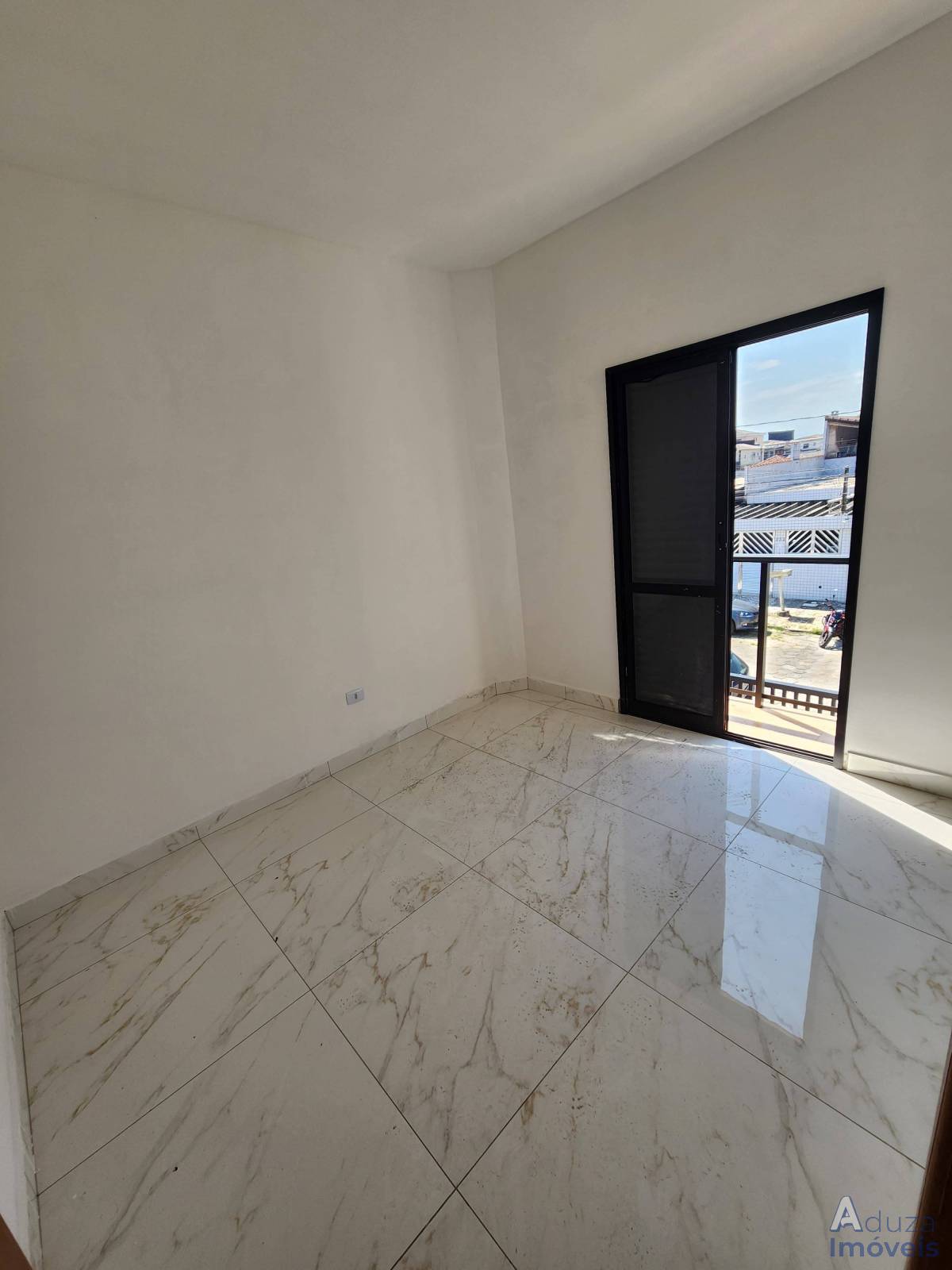 Casa de condomínio à venda com 1 quarto, 48m² - Cidade Naútica,São Vicente