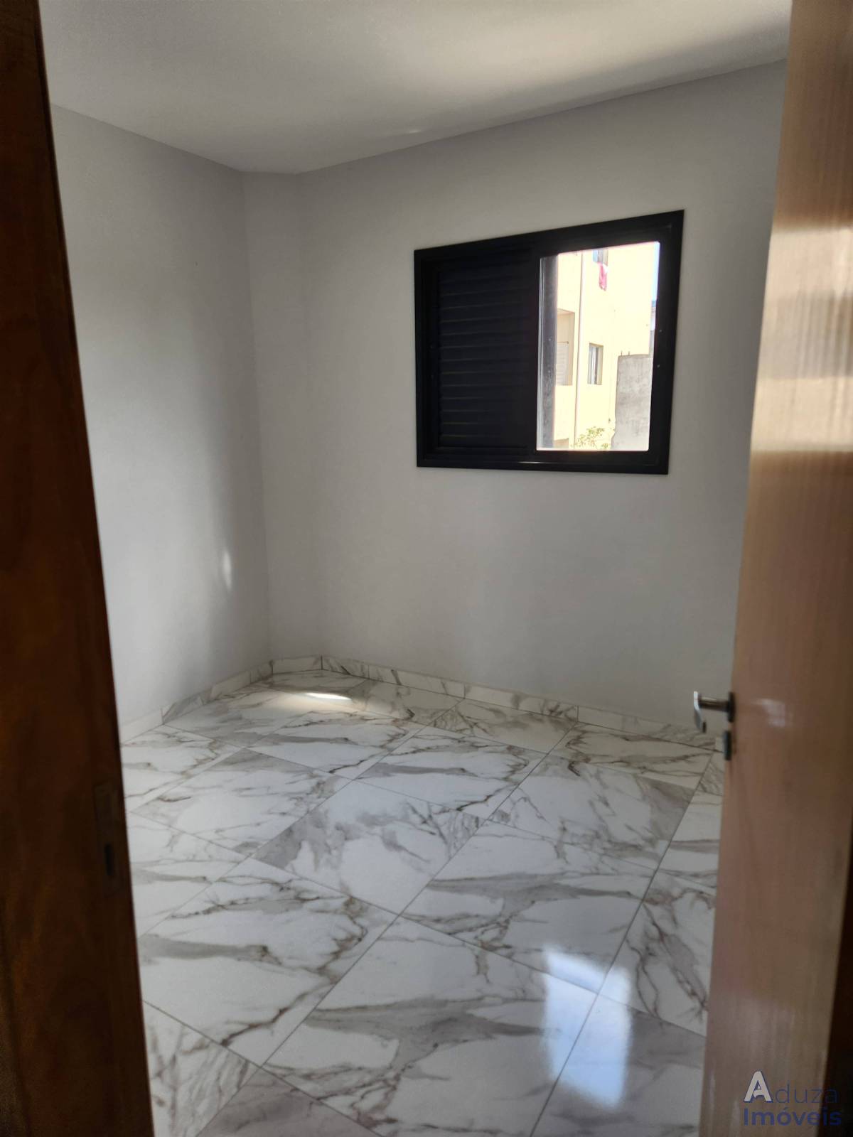 Casa de condomínio à venda com 2 quartos, 52,21m² - Vila Margarida,São Vicente